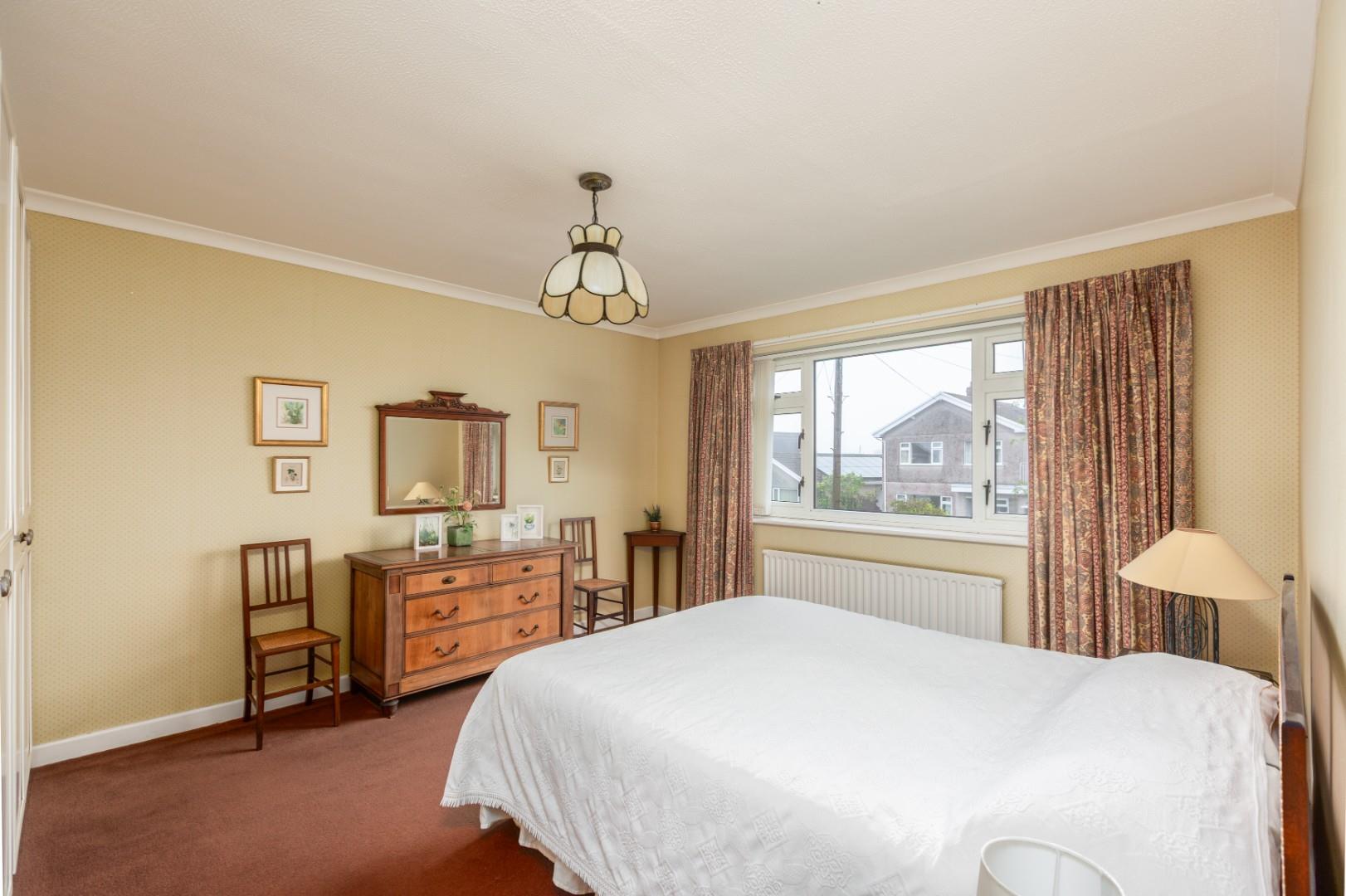 Westland Avenue, West Cross, Swansea, SA3 5NR